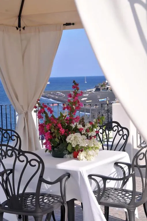 Hotel Villaggio Stromboli - Isola Di Stromboli Italy