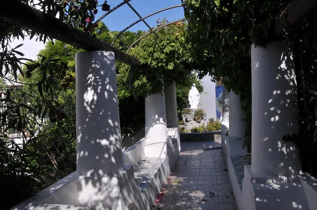 Hotel Villaggio Stromboli - Isola Di Stromboli